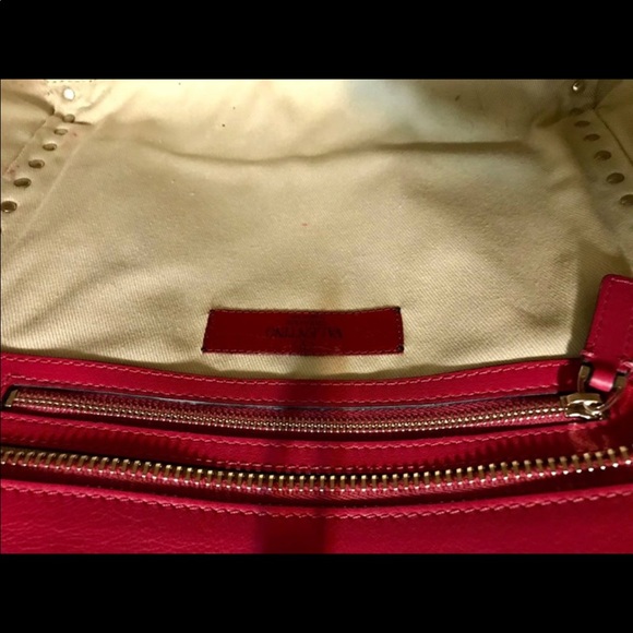 VALENTINO Fuchsia Leather Rockstud Tote - Picture 8 of 8